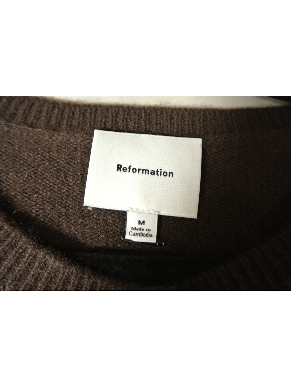 NEW, Reformation Clara Cashmere Crew Cardigan in Brown Sz M #S7620 - Picture 5 of 7
